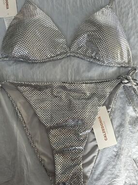 NWT Calzedonia Silver Metallic Triangle Bikini Set Top L Btm S